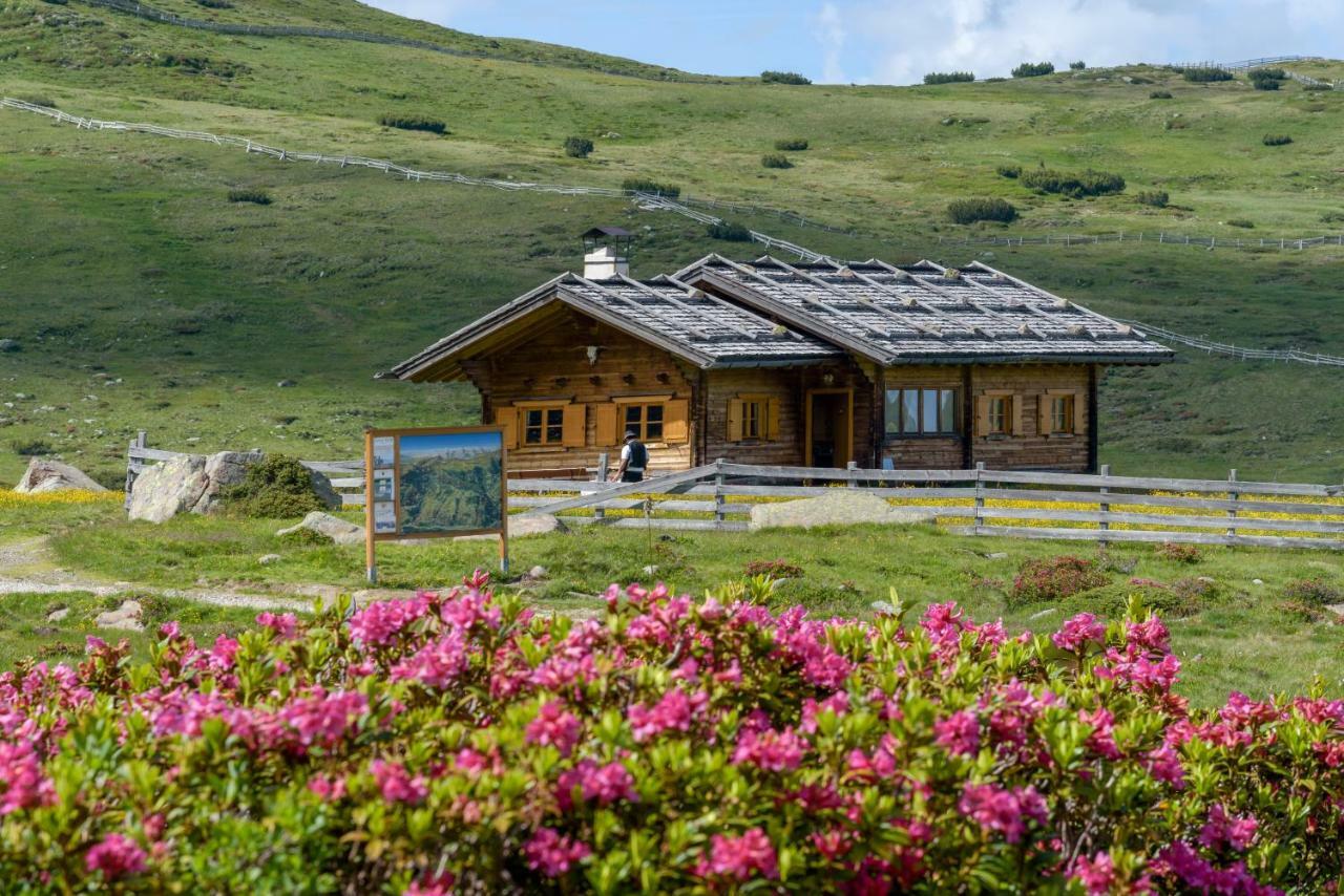 Sonnenhotel Adler Spa & Nature Adults Only Villandro Esterno foto